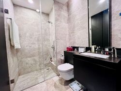 OUE Twin Peaks (D9), Condominium #566074391